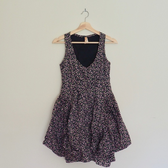 Anthropologie Dresses & Skirts - Anthropologie Maeve Gathered Alyssum Dress Size 0